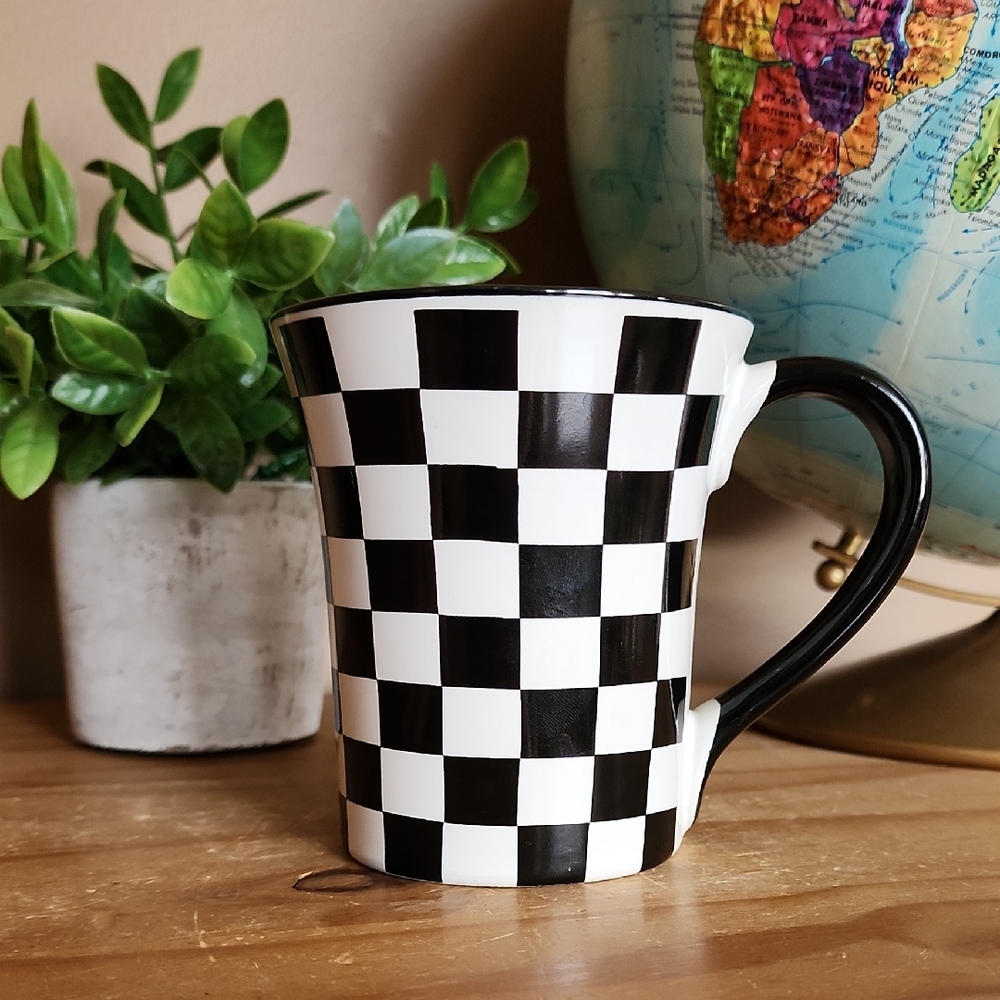 Checkered Mug By Gibson